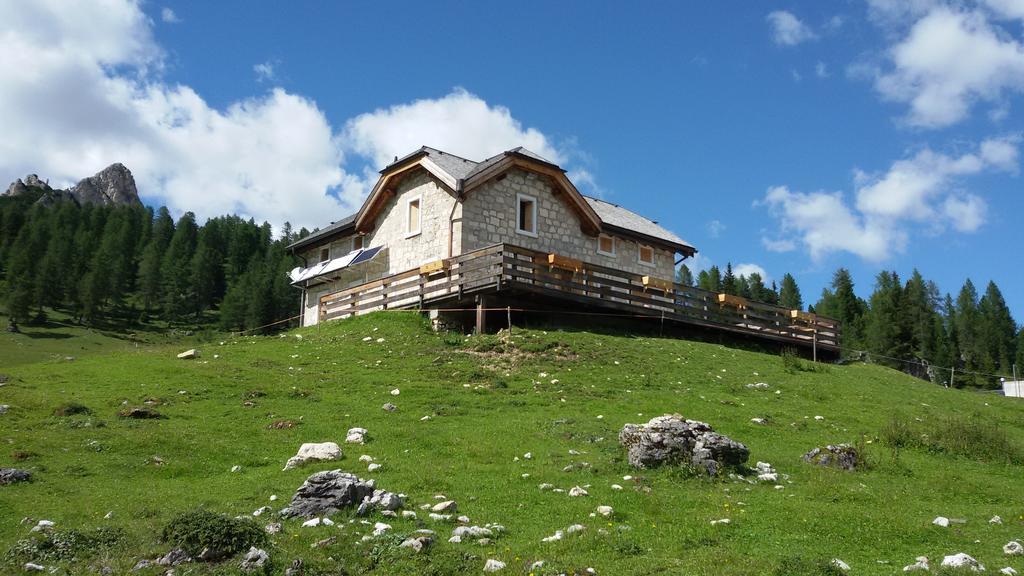 Hotel Malga Giau San Vito di Cadore Exterior foto